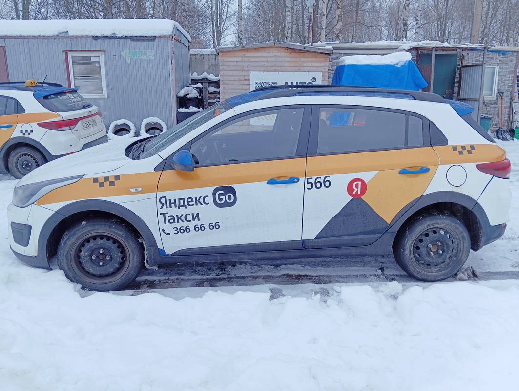 KIA Rio X-Line,  242 940 км, 2019 года в лизинг