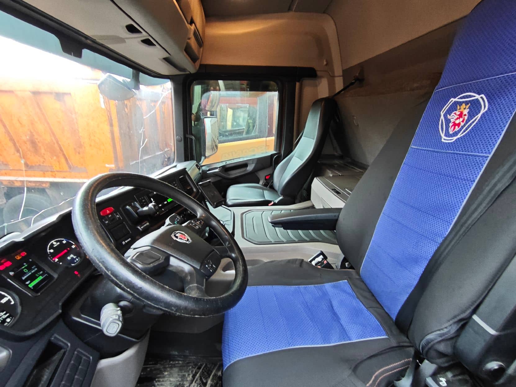 SCANIA P 440 B8x4HZ (СP17),  418 112 км, 2021 года