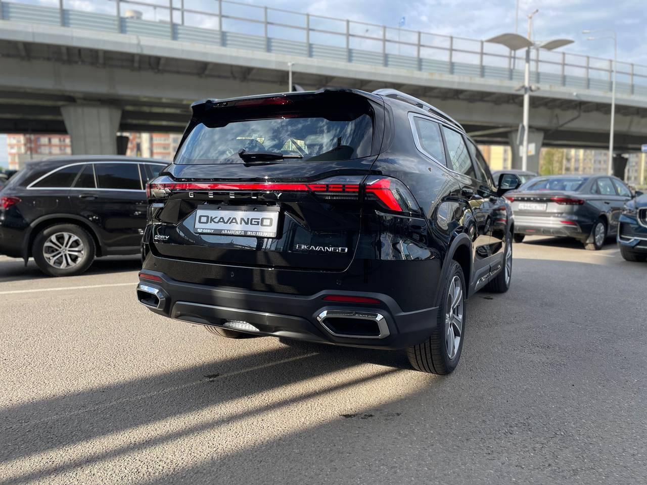 Geely Okavango Flagship 2.0T 7DCT 2WD