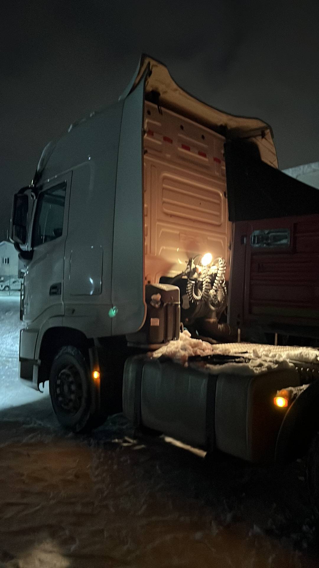 DongFeng DFH4271 6x4,  75 083 км, 2024 года в лизинг