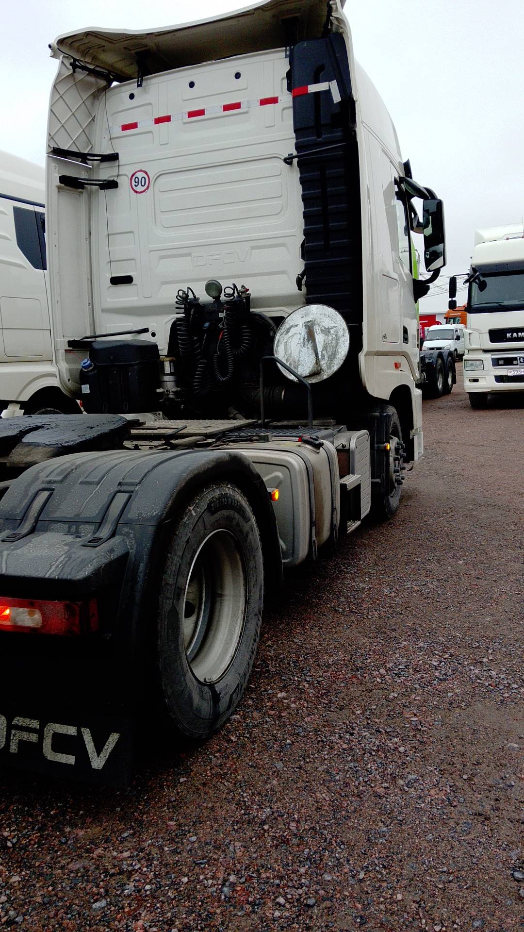 DongFeng DFH4180 4x2,  83 891 км, 2024 года в лизинг