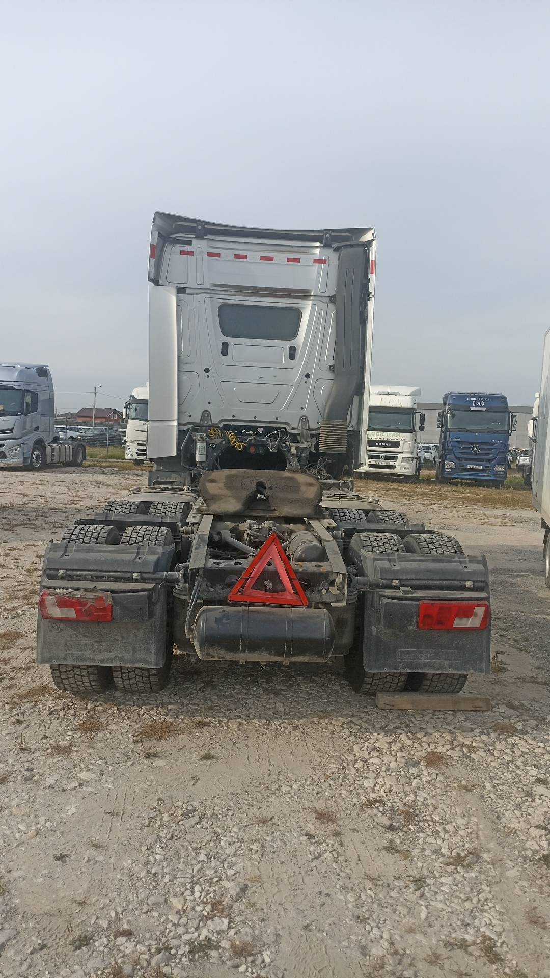Mercedes-Benz BJ4266Y6DHLA2,  230 000 км, 2023 года в лизинг