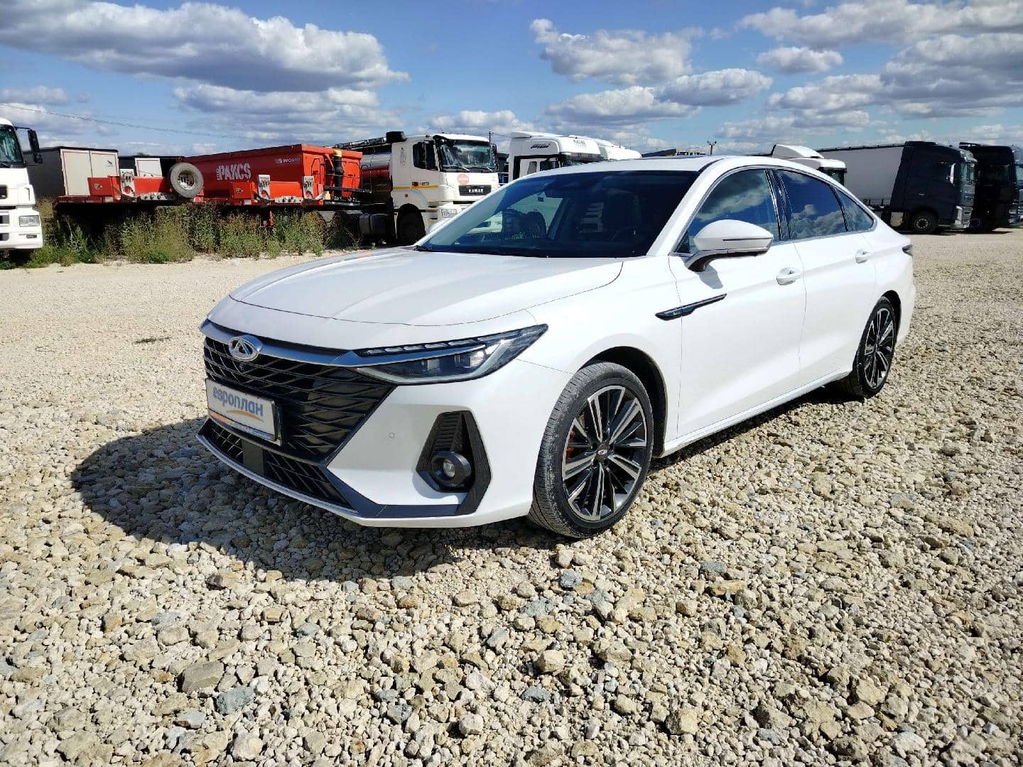 Chery Arrizo 8