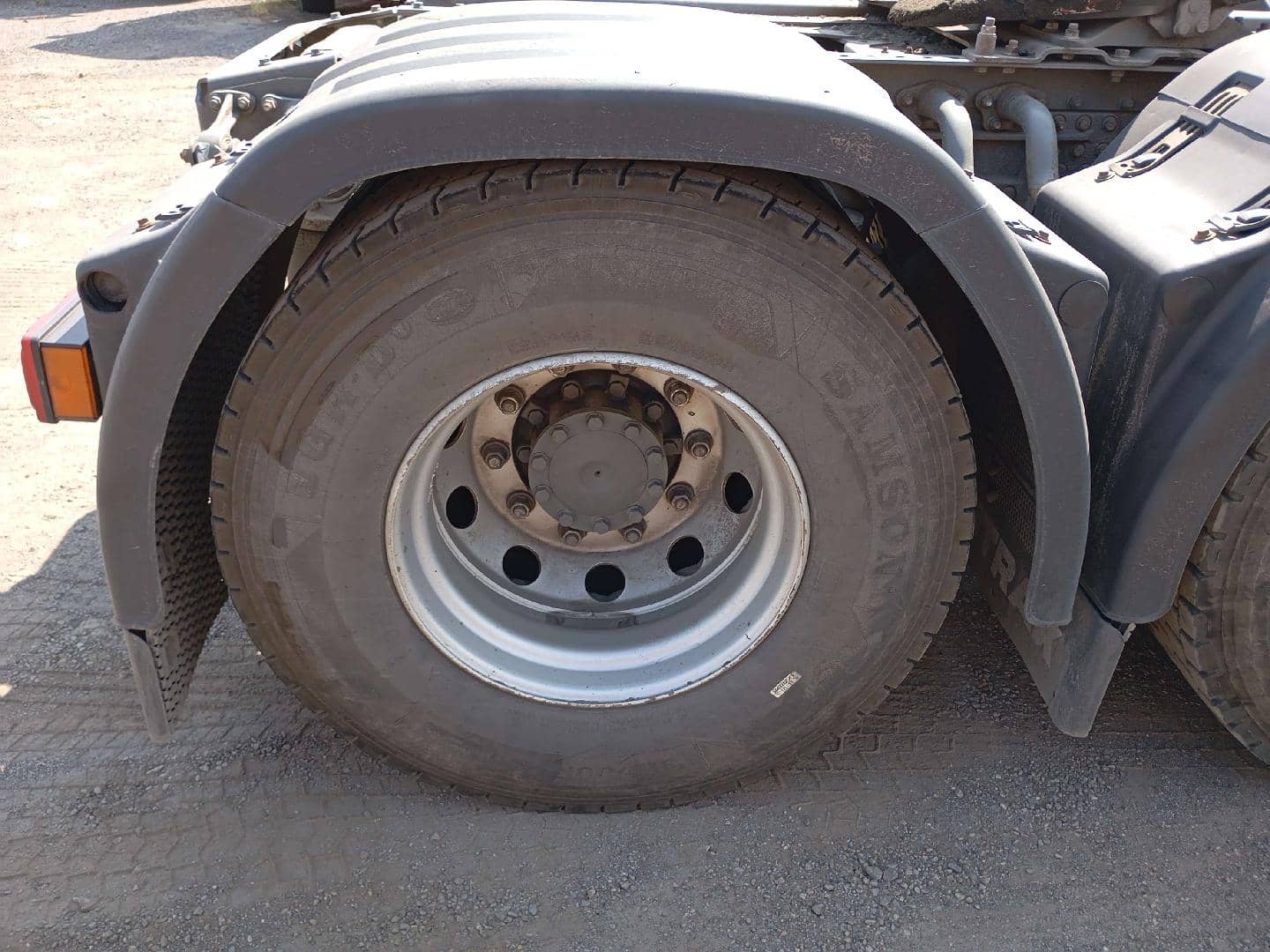 Sitrak С7Н MAX 6×4 ZZ4256V364HE,  187 718 км, 2023 года в лизинг