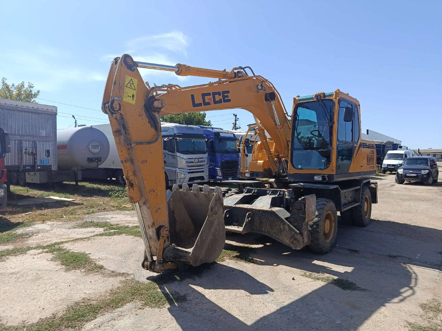 SDLG/LGCE E7150F, 2023 года в лизинг