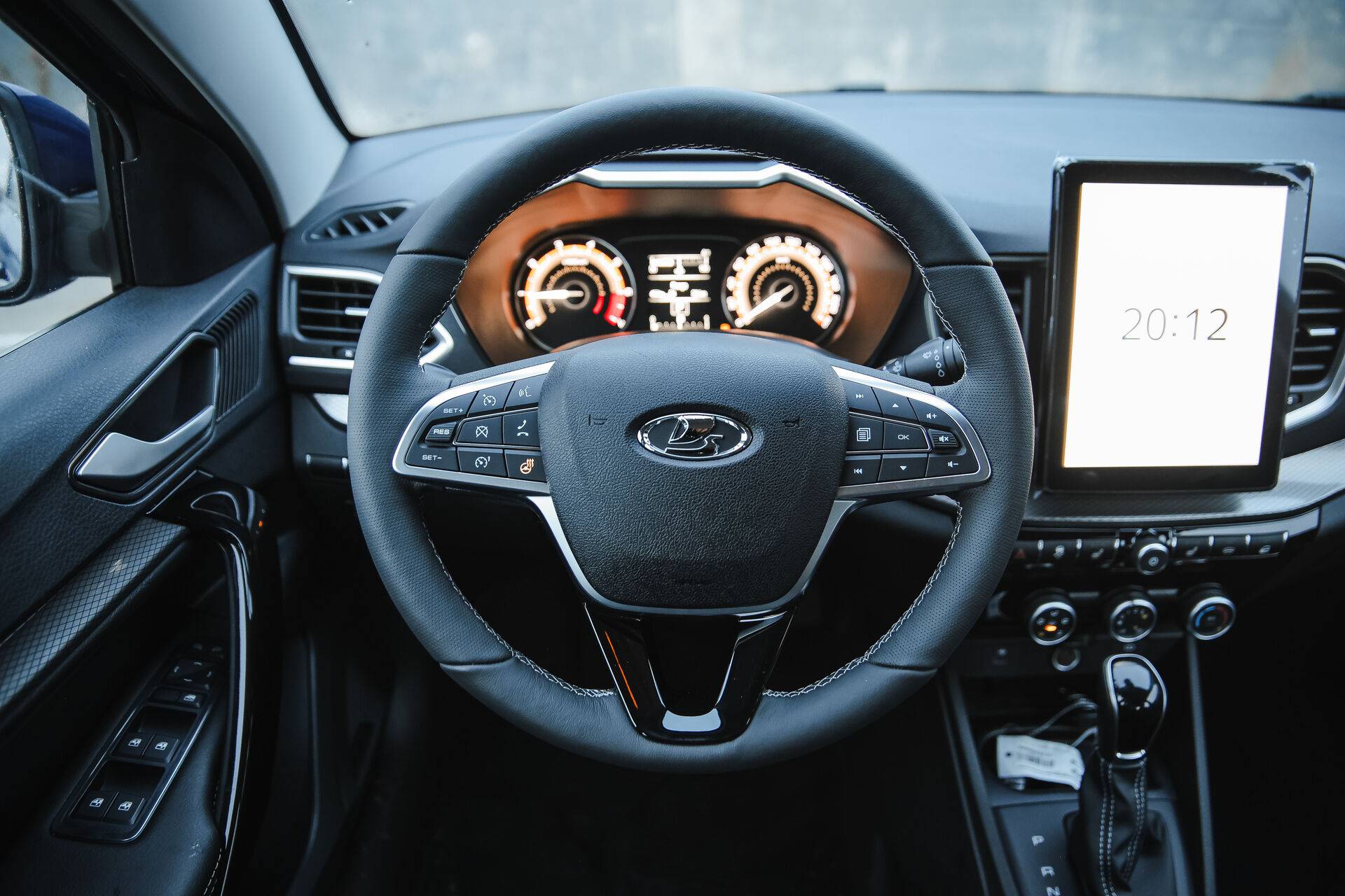 Lada Vesta седан Enjoy 24 1.8 122hp AT