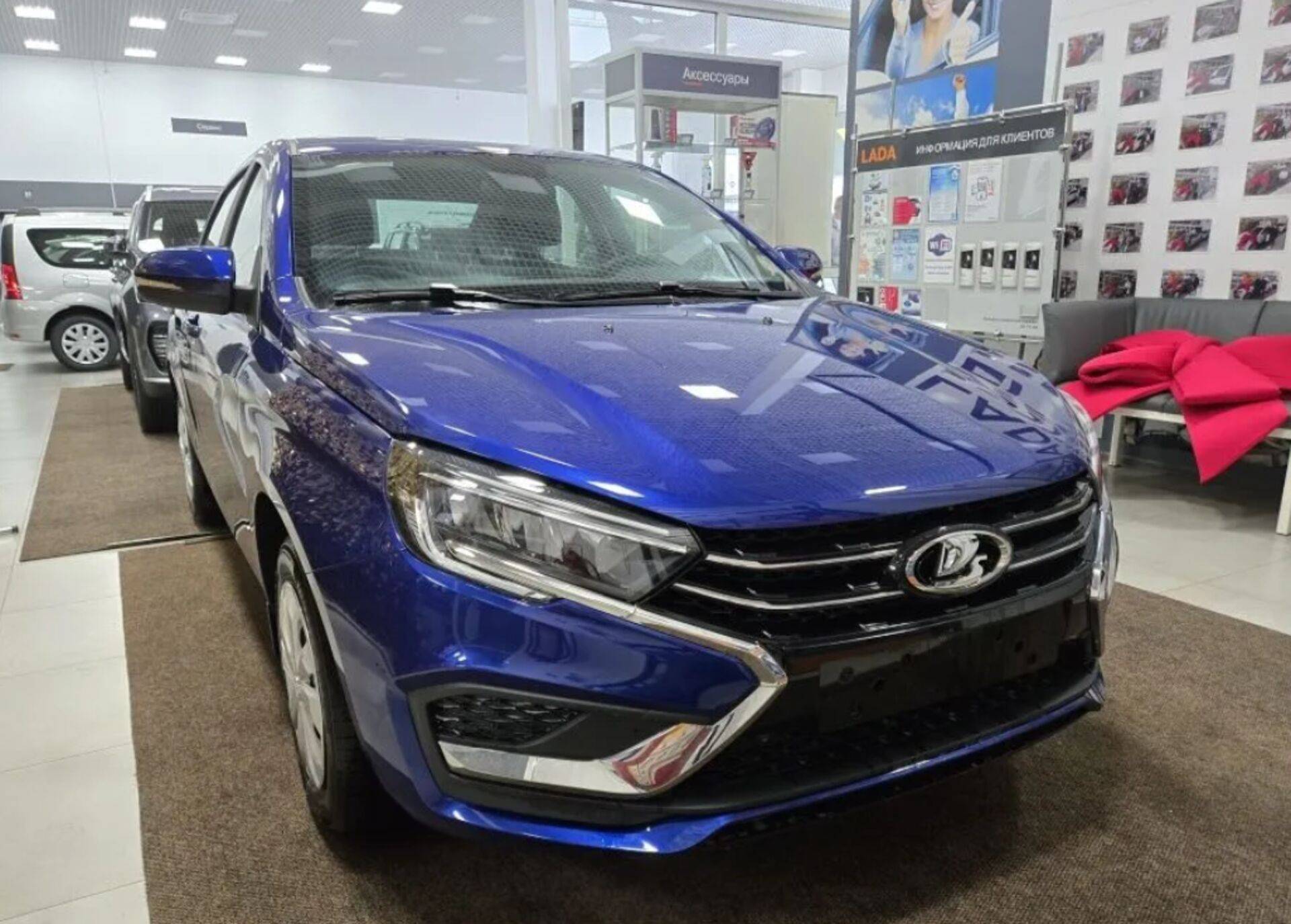 Lada Vesta седан Life 24 1.6 106hp AT