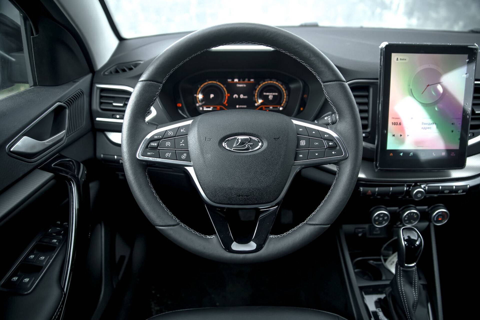 Lada Vesta седан Enjoy 24 1.8 122hp AT