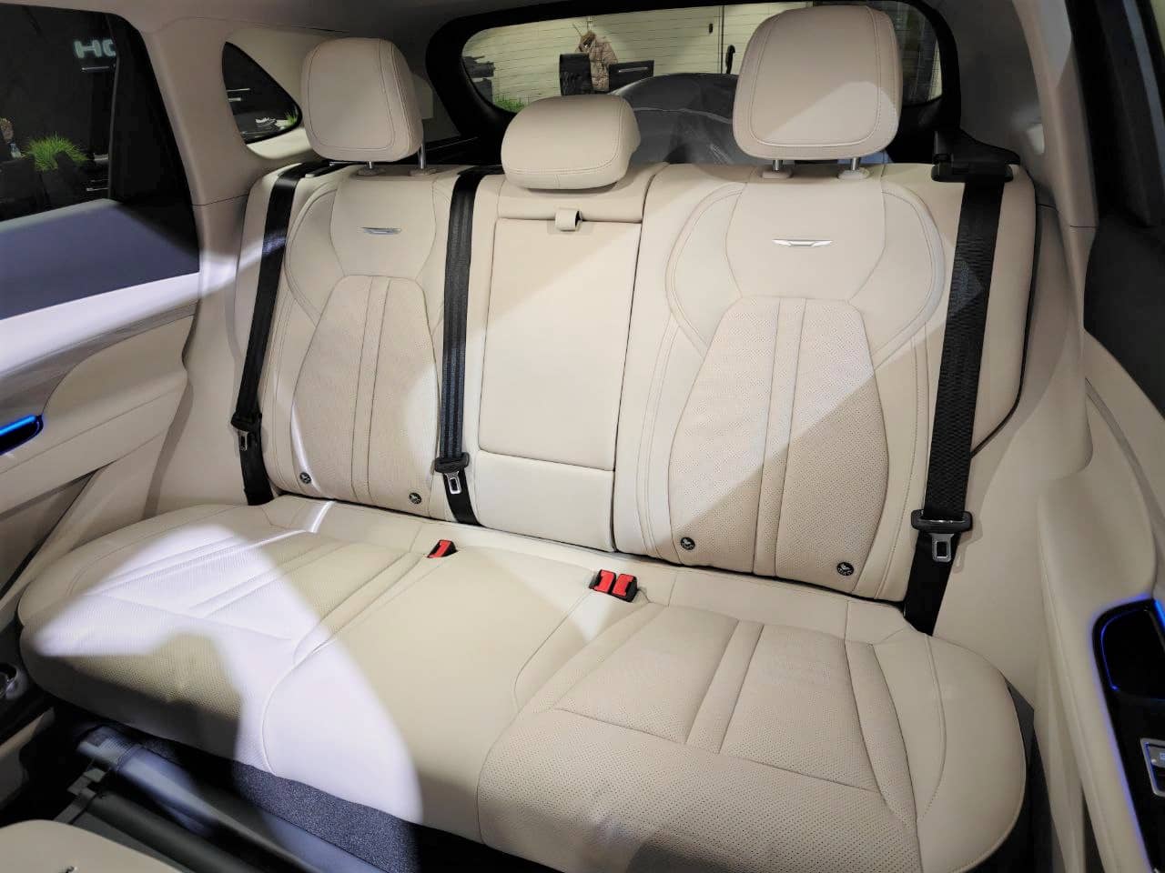 Hongqi HS3 Делюкс 2.0Т полный привод (Deluxe)