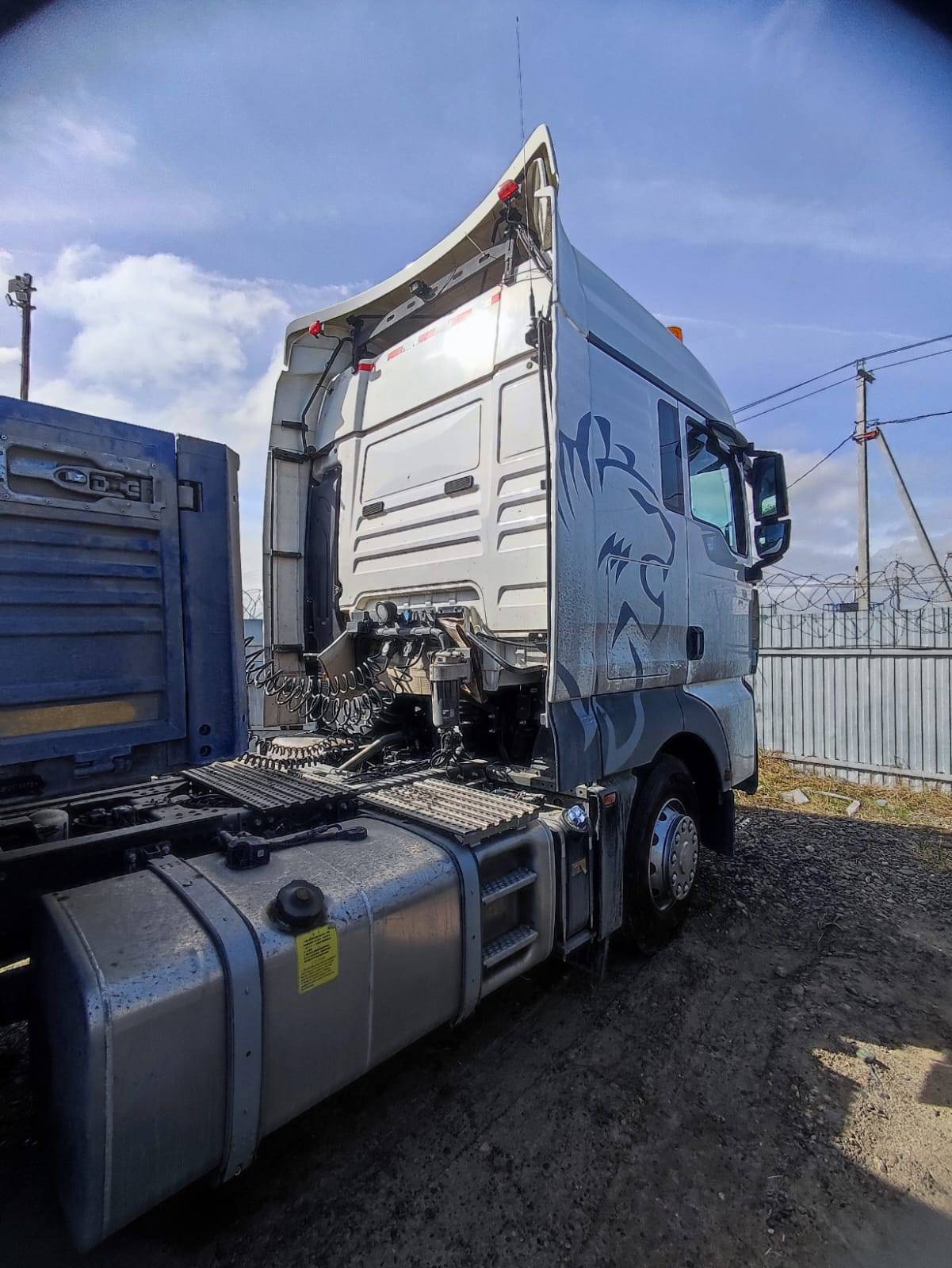 Sitrak С7Н 6×4 ZZ4256V364HE Лот 000008992