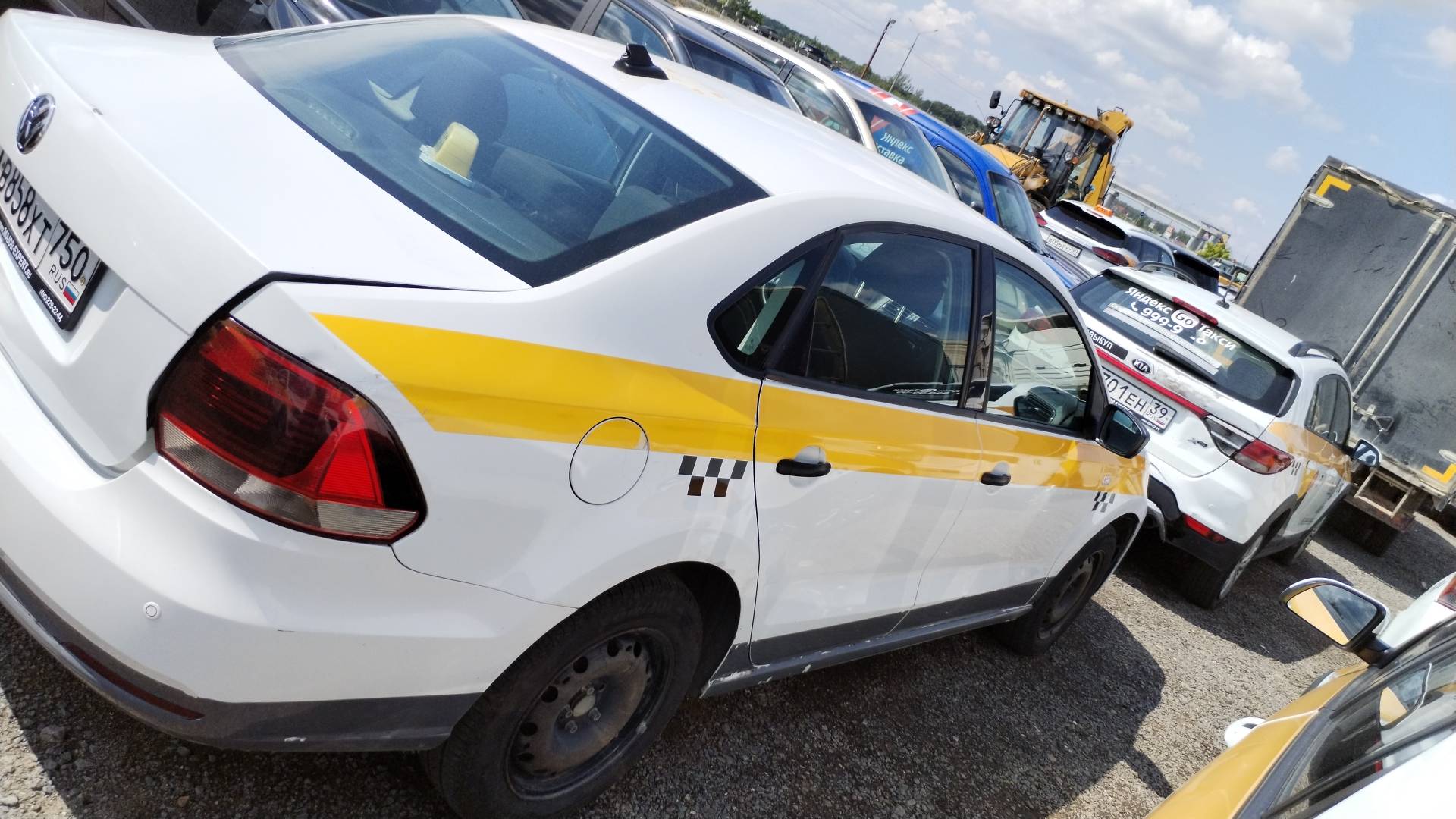 Volkswagen Polo,  149 800 км, 2019 года в лизинг