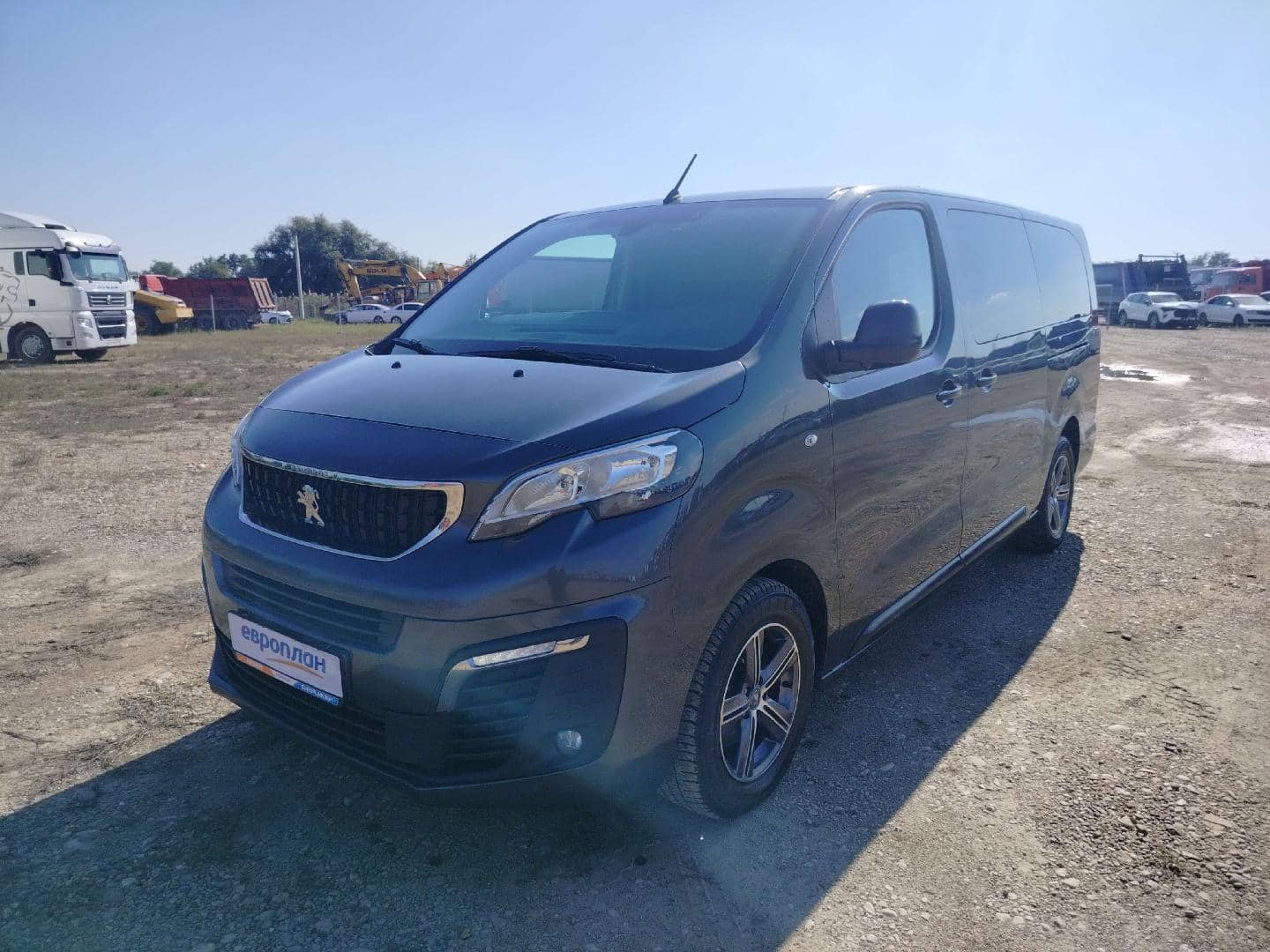 Peugeot Traveller