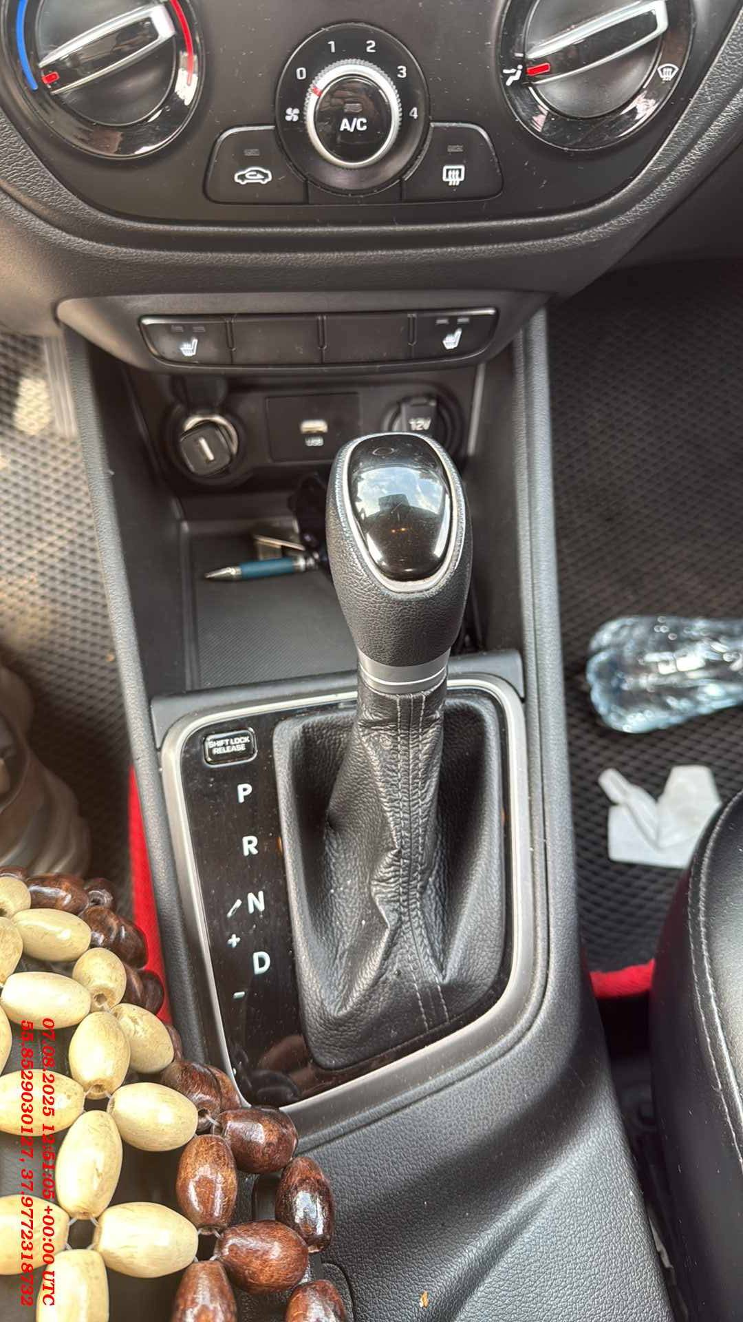 Hyundai Solaris,  275 777 км, 2022 года