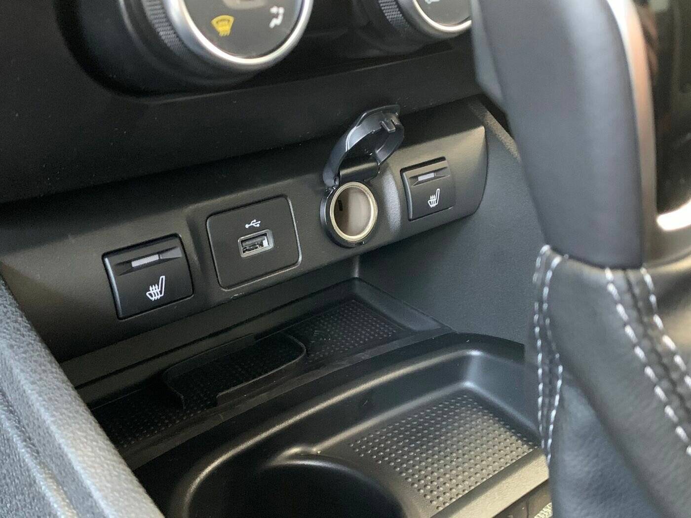 Lada Vesta седан Life 24 1.6 106hp AT