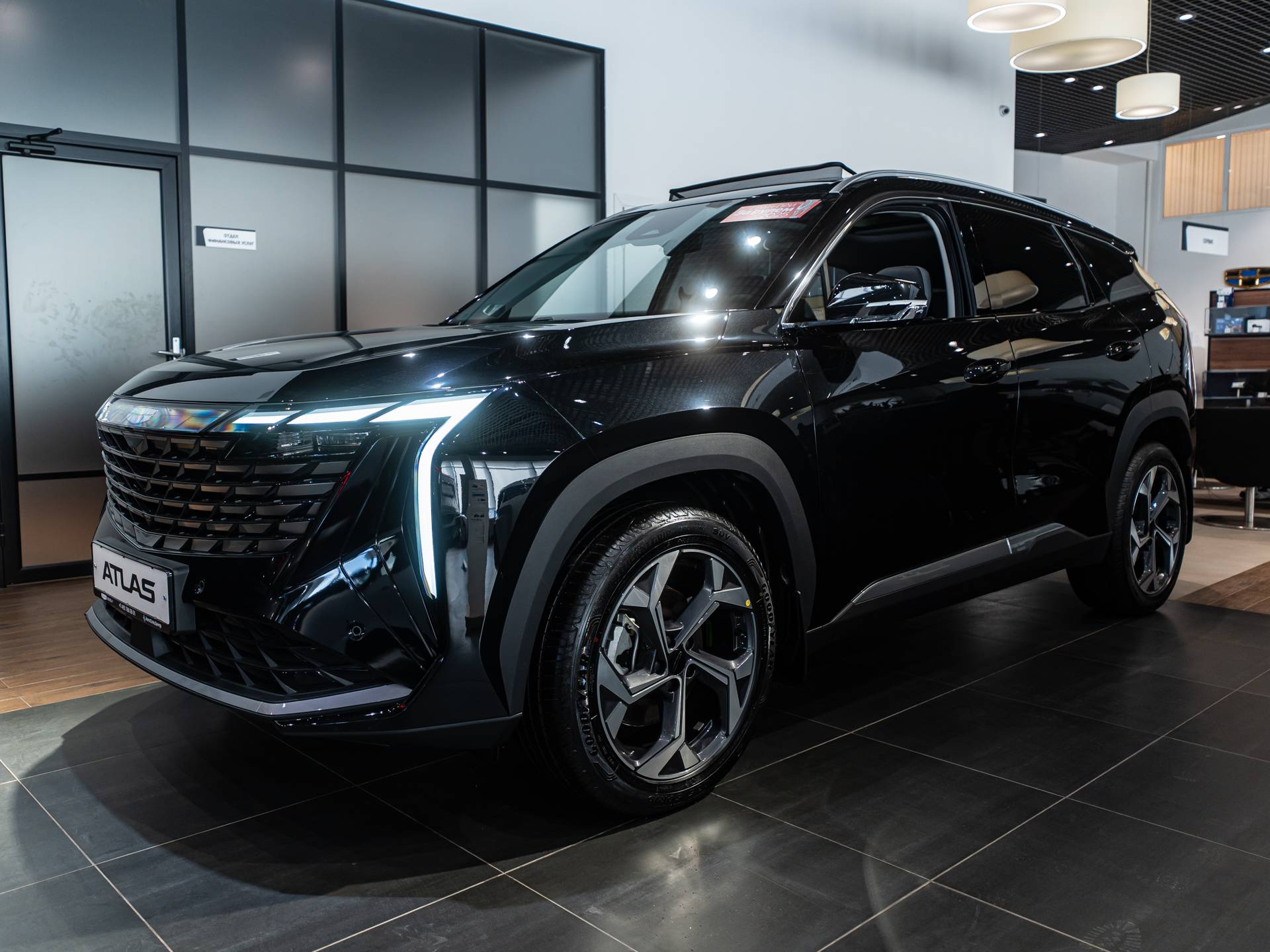 Geely Atlas Флагман 2.0Т АТ полный привод