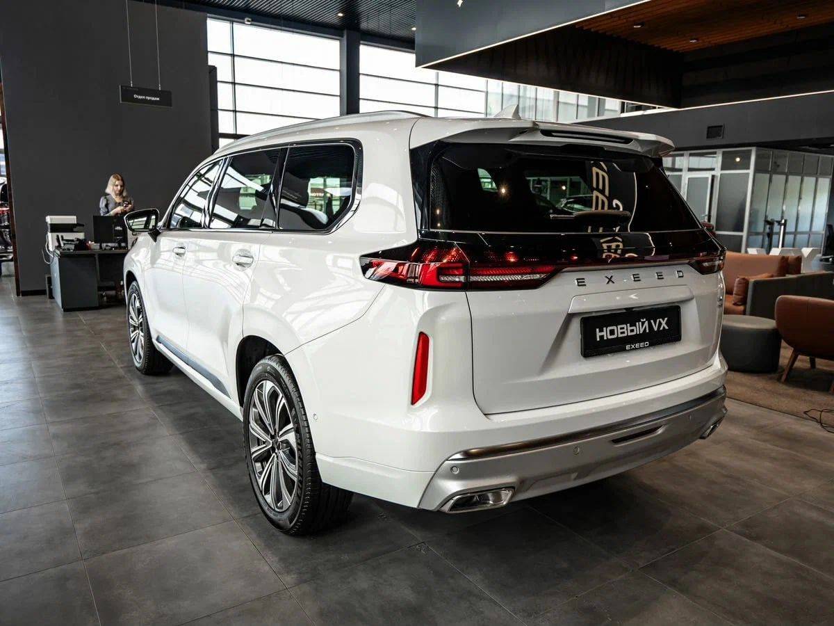 EXEED VX President 6 мест 2.0T 8AT 4WD
