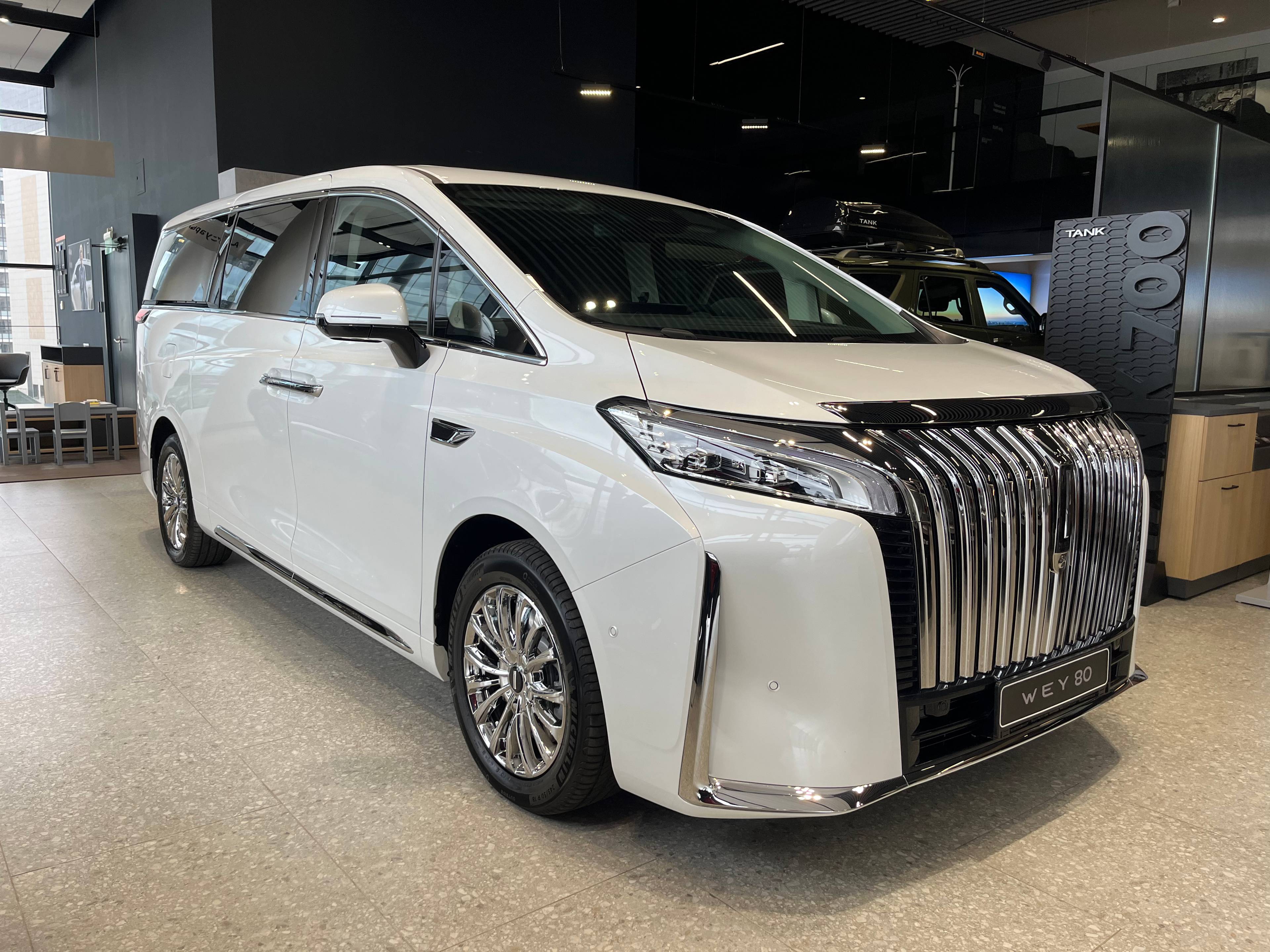 Wey 80 PHEV 1.5 T DHT 4WD Business Lounge