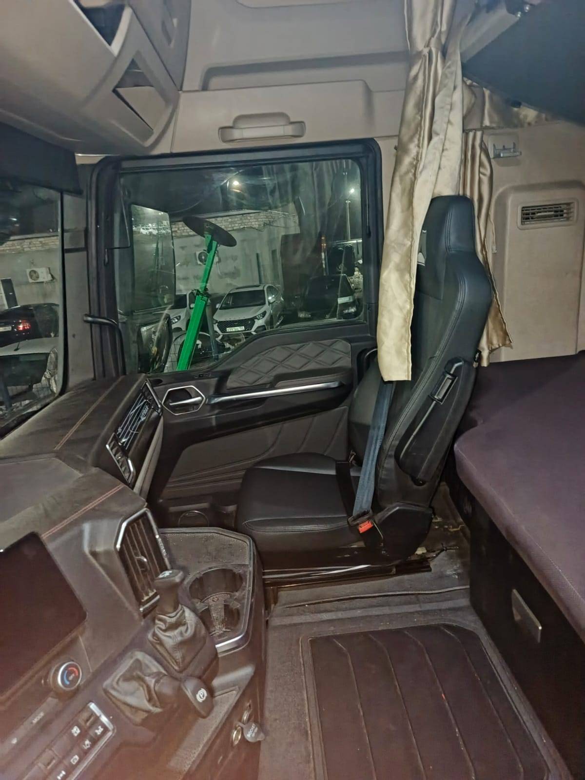 Sitrak C7H MAX ZZ4186V391HE,  180 829 км, 2024 года в лизинг