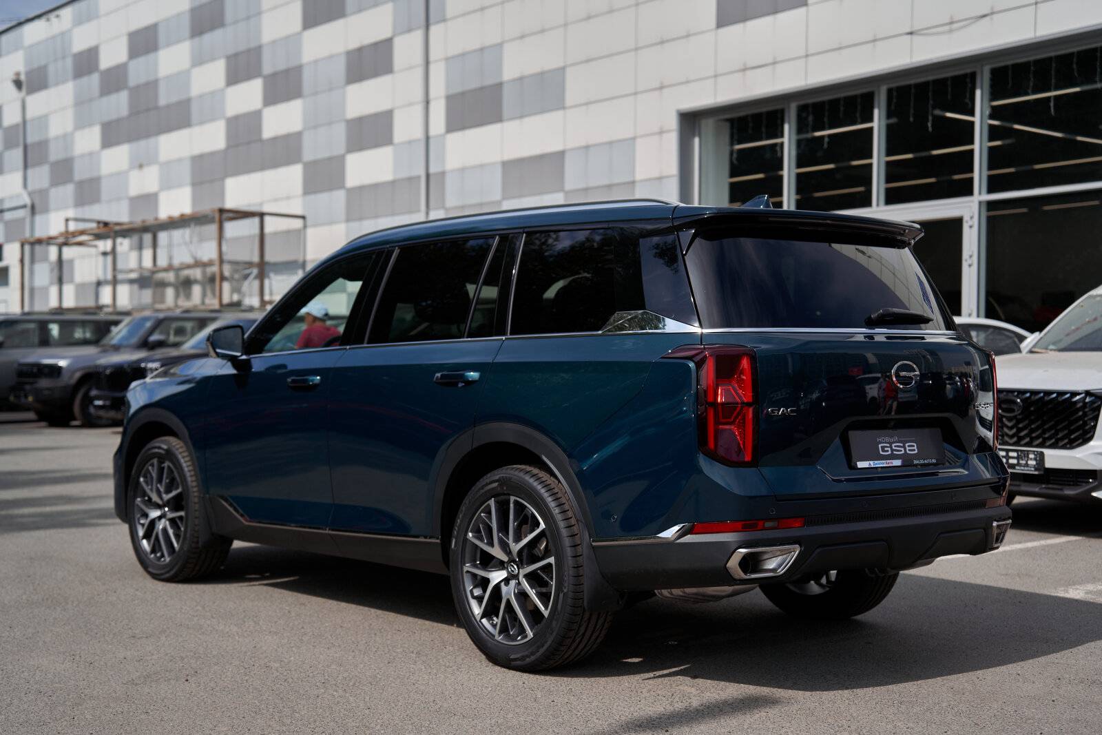 GAC GS8 GX Premium 2.0 8AT 4WD