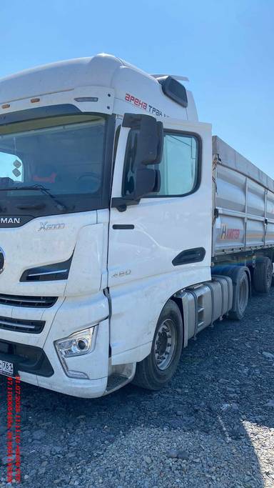 Shacman SX4188YY381