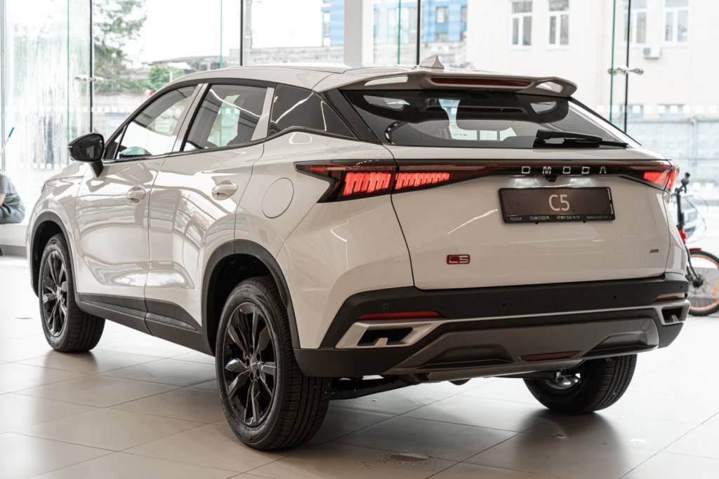 OMODA C5 1.6T DCT Supreme 4WD (2-tone) FL