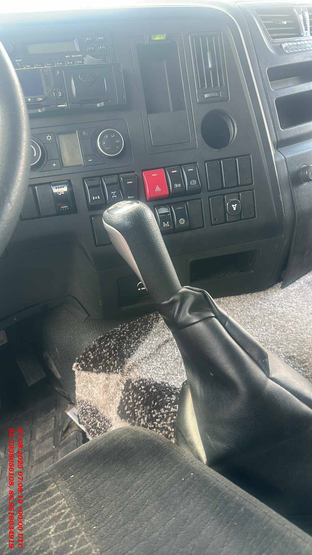 Shacman SX33186V366,  79 653 км, 2022 года в лизинг