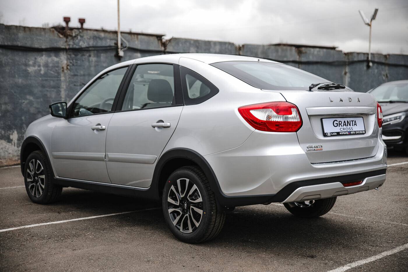 Lada Granta седан Comfort'24 1.6 90hp 5MT