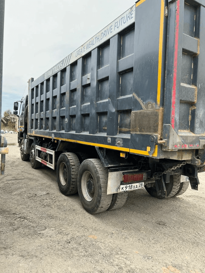 FAW CA3310P66K24T4E5 8х4,  68 031 км, 2022 года в лизинг