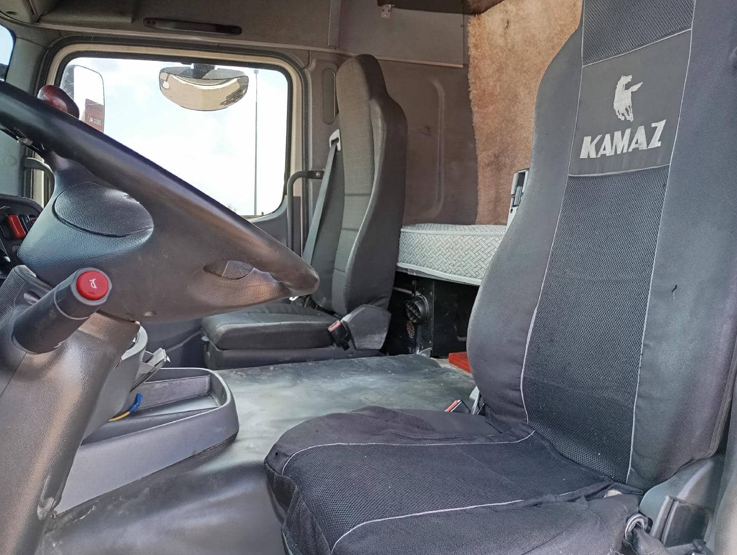 КАМАЗ 5490-S5 (M1840),  800 000 км, 2018 года в лизинг