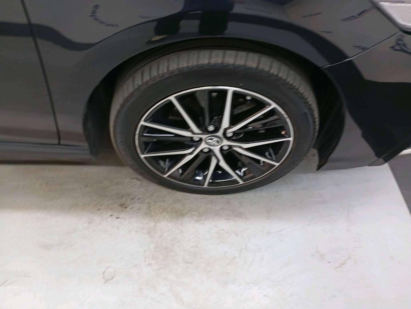 Toyota Camry,  51 241 км, 2023 года в лизинг