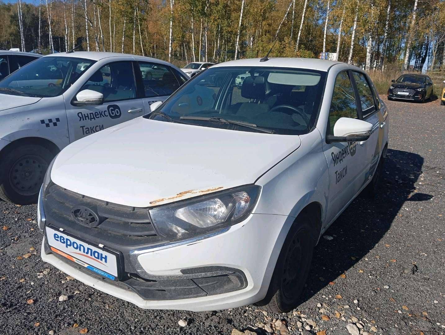 Lada Granta седан,  232 378 км, 2023 года в лизинг