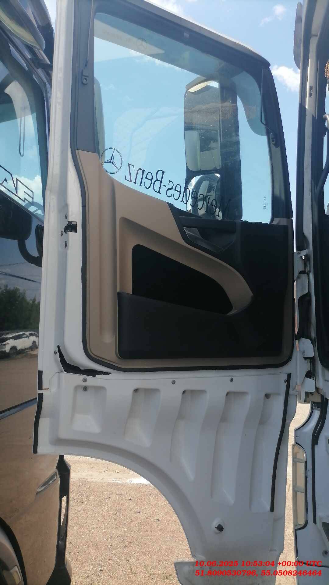 Mercedes-Benz Actros 4 1845 LS 4x2 (BigSpace),  814 406 км, 2018 года в лизинг