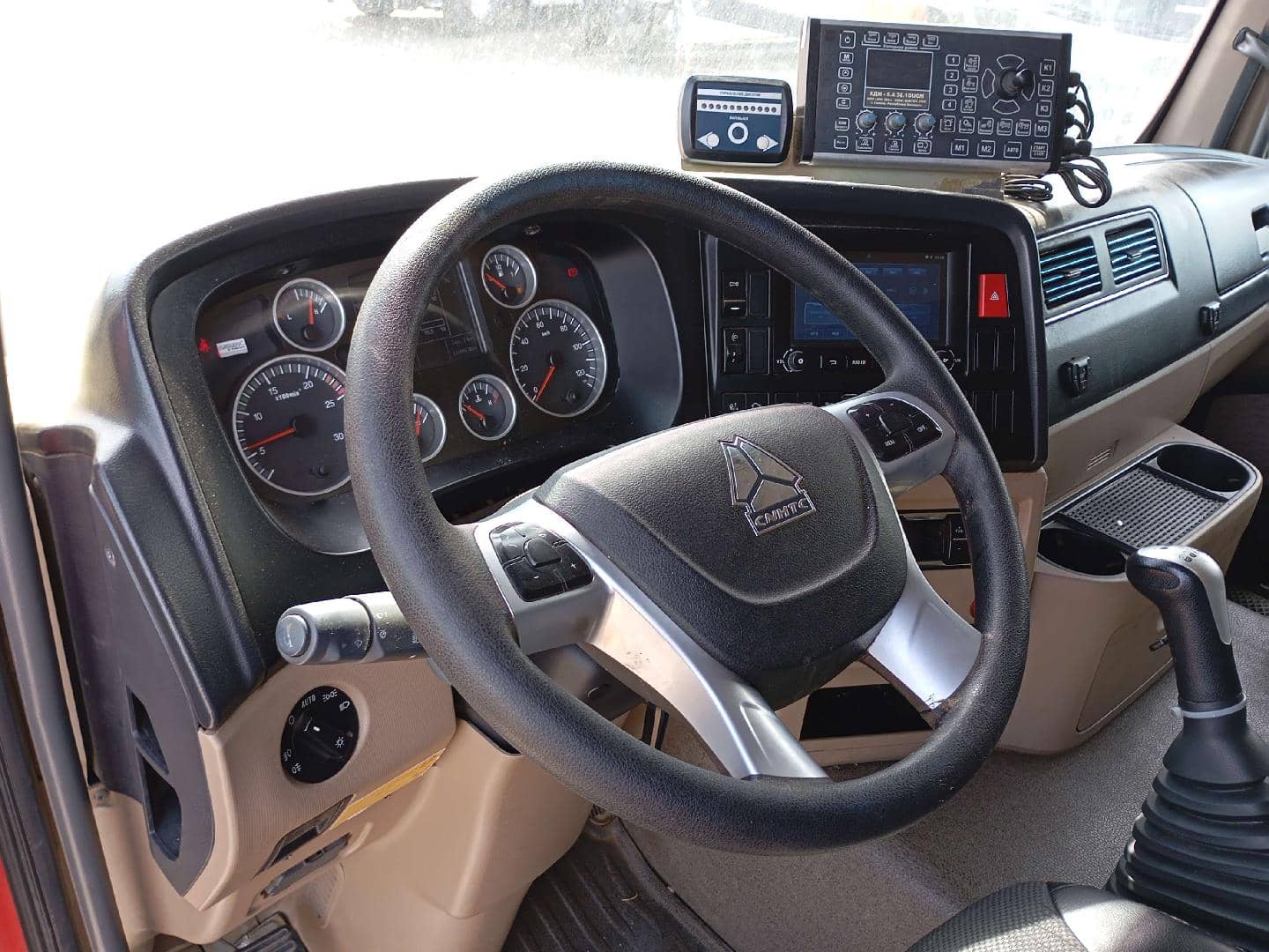 HOWO ZZ3256V384GE 6x4,  150 963 км, 2023 года в лизинг