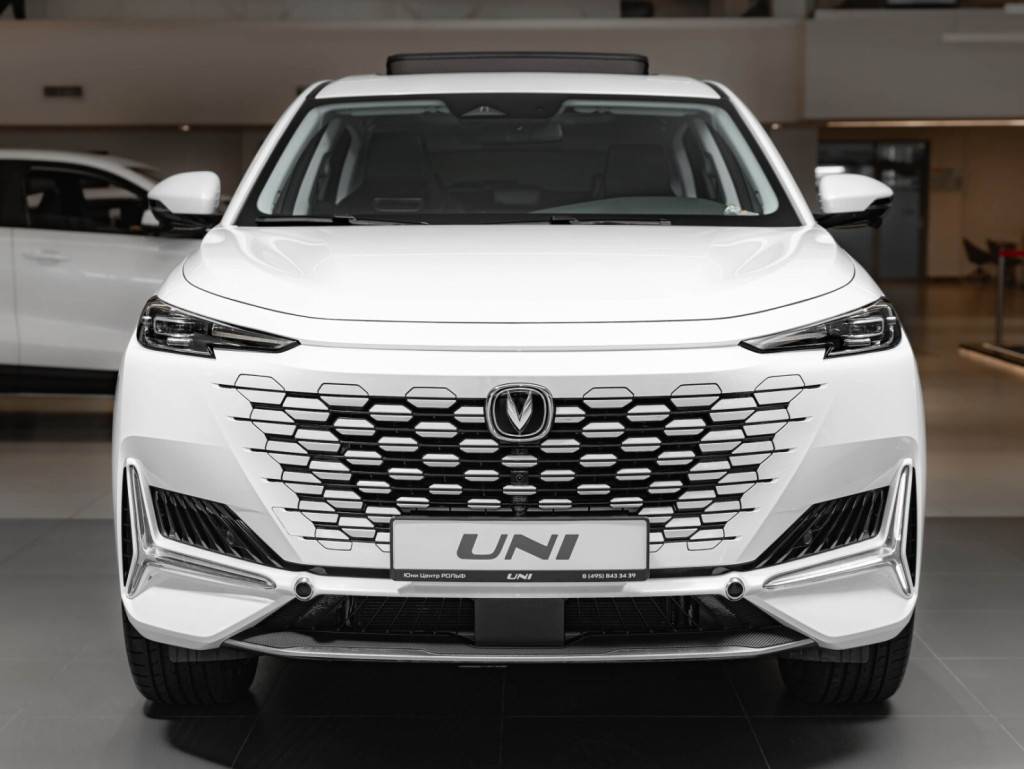 Changan Uni-K Техно 2.0 АТ полный привод