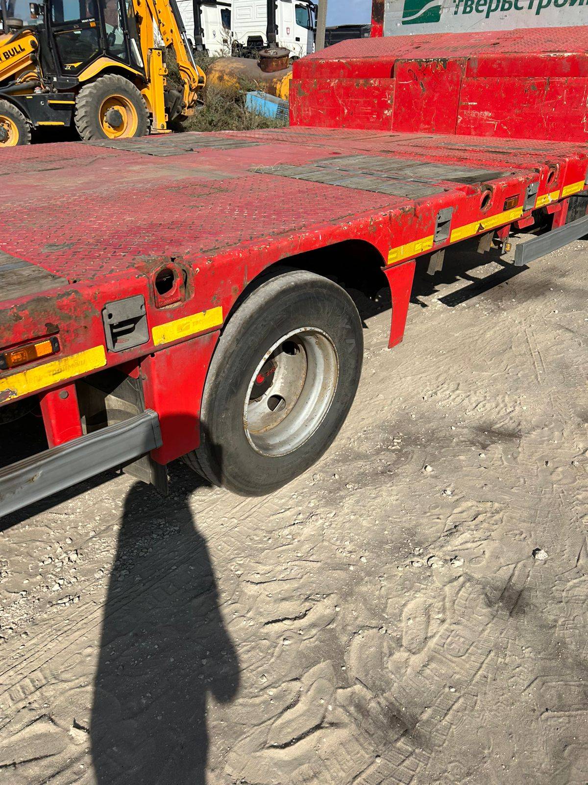 Тверьстроймаш Низкорамный полуприцеп 993941-SE46, 2020 года в лизинг