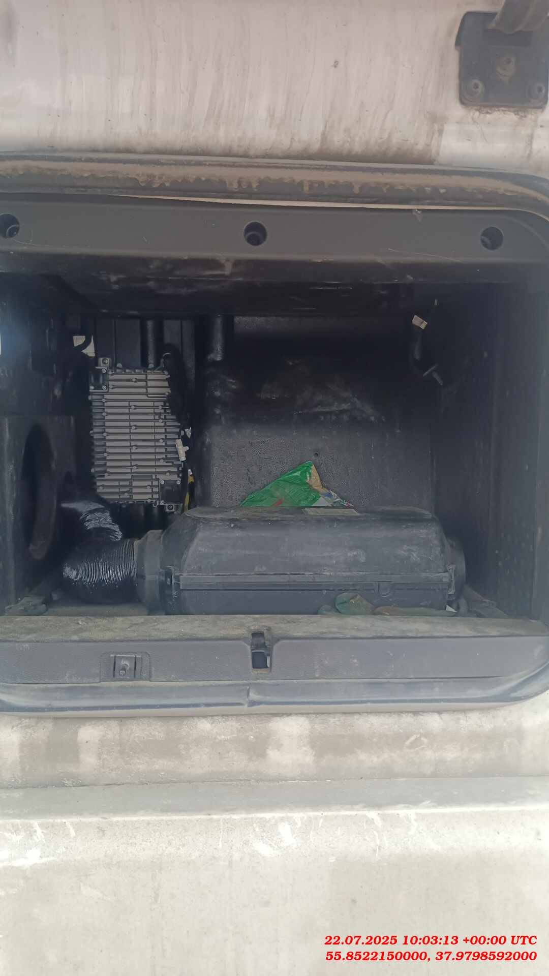 Shacman SX4188YY381,  724 134 км, 2023 года в лизинг