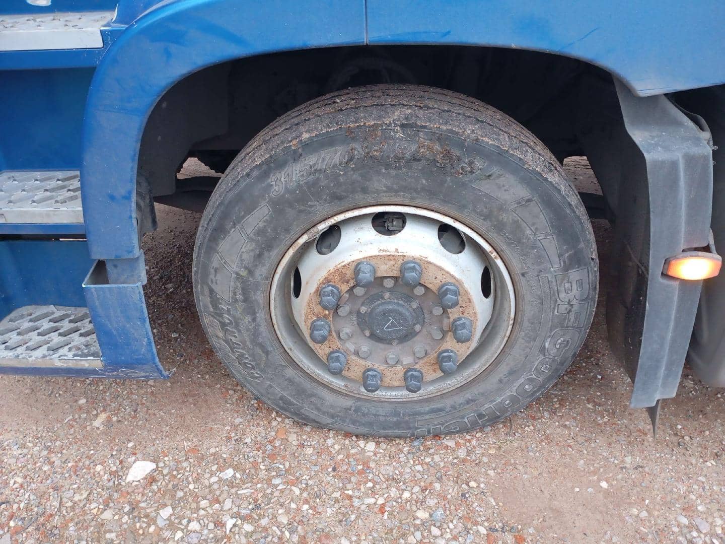 DongFeng GX DFH4180 4x2,  907 383 км, 2023 года в лизинг