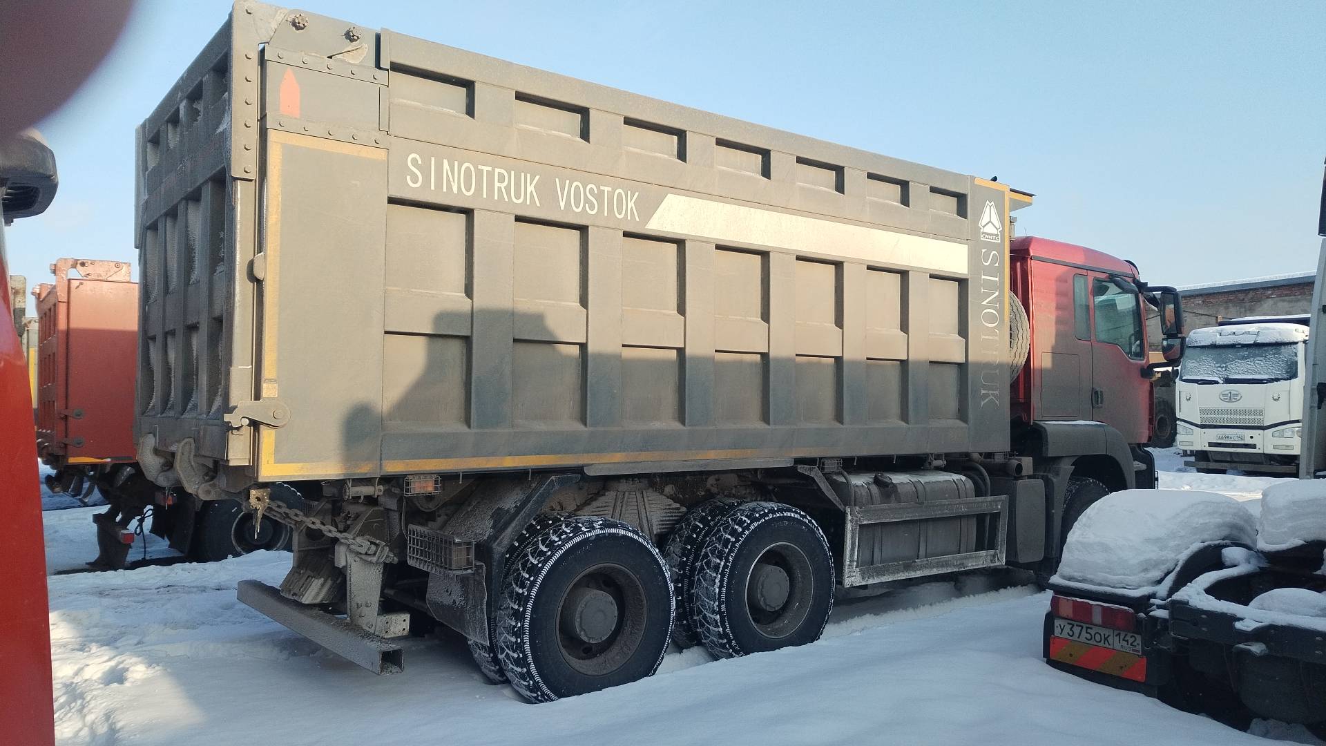 Sitrak ZZ3256V384ME,  140 776 км, 2022 года в лизинг