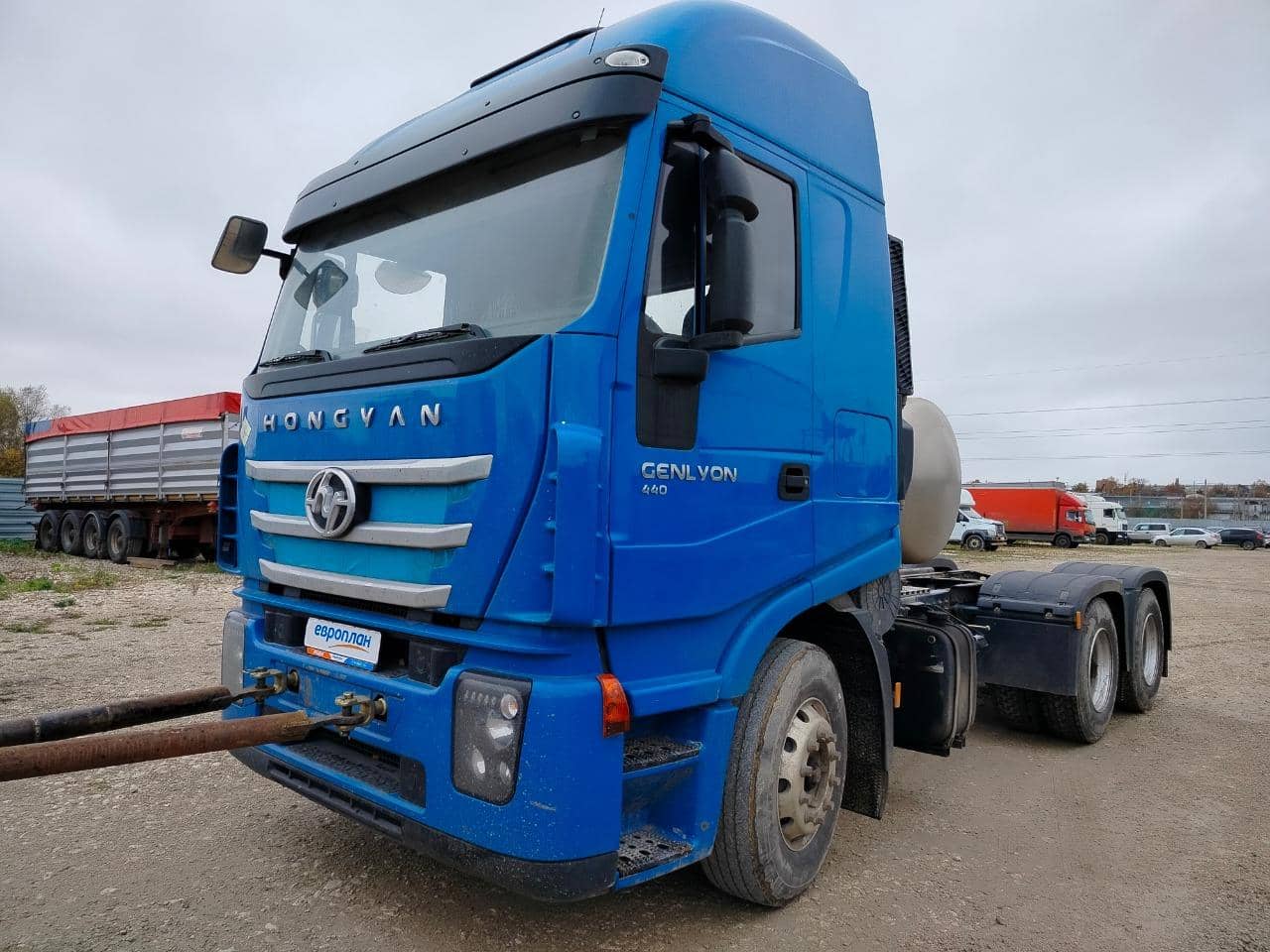 HONGYAN CQ4187HD12381T LNG