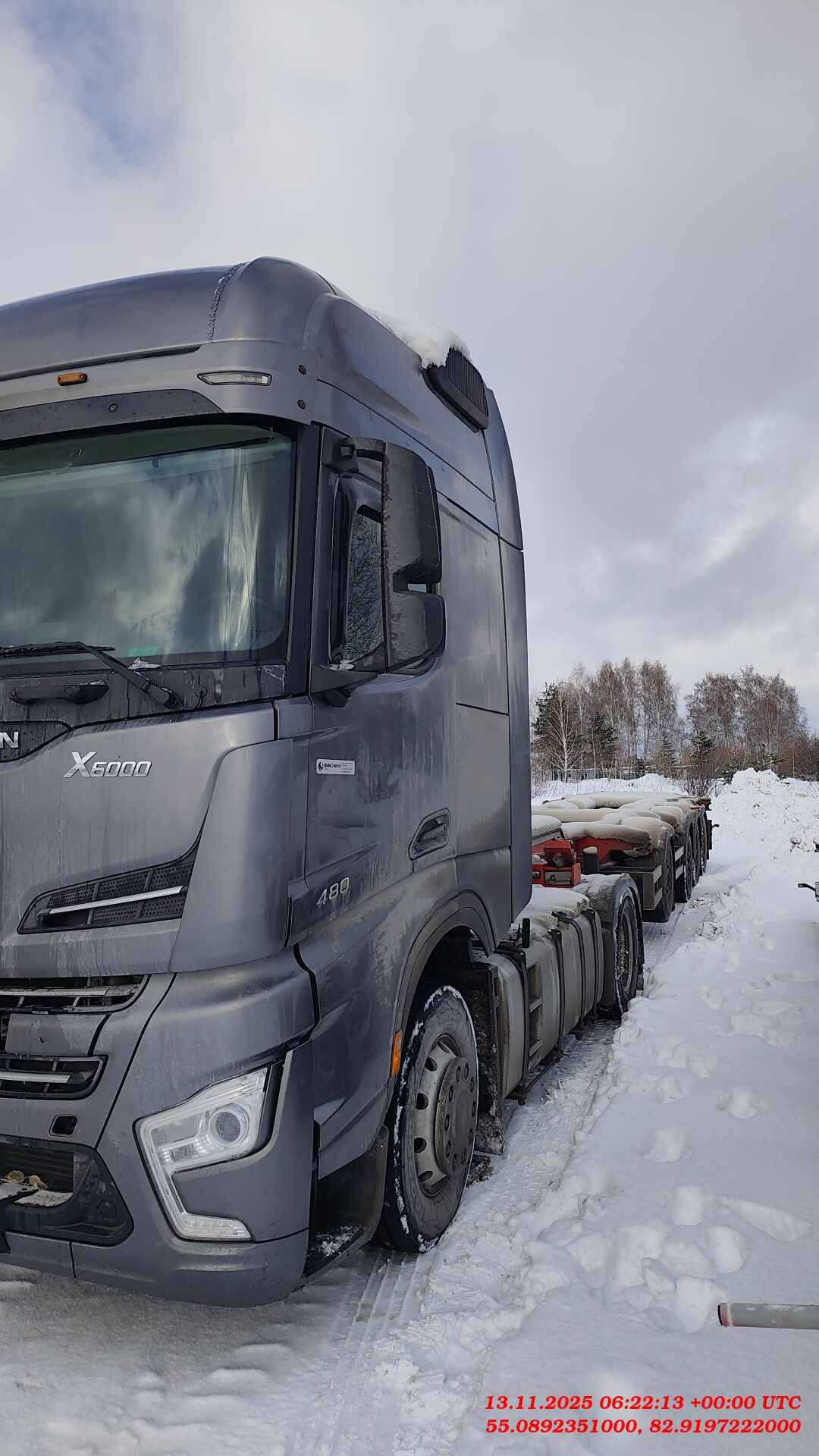 Shacman SX4188YY381,  245 377 км, 2024 года в лизинг