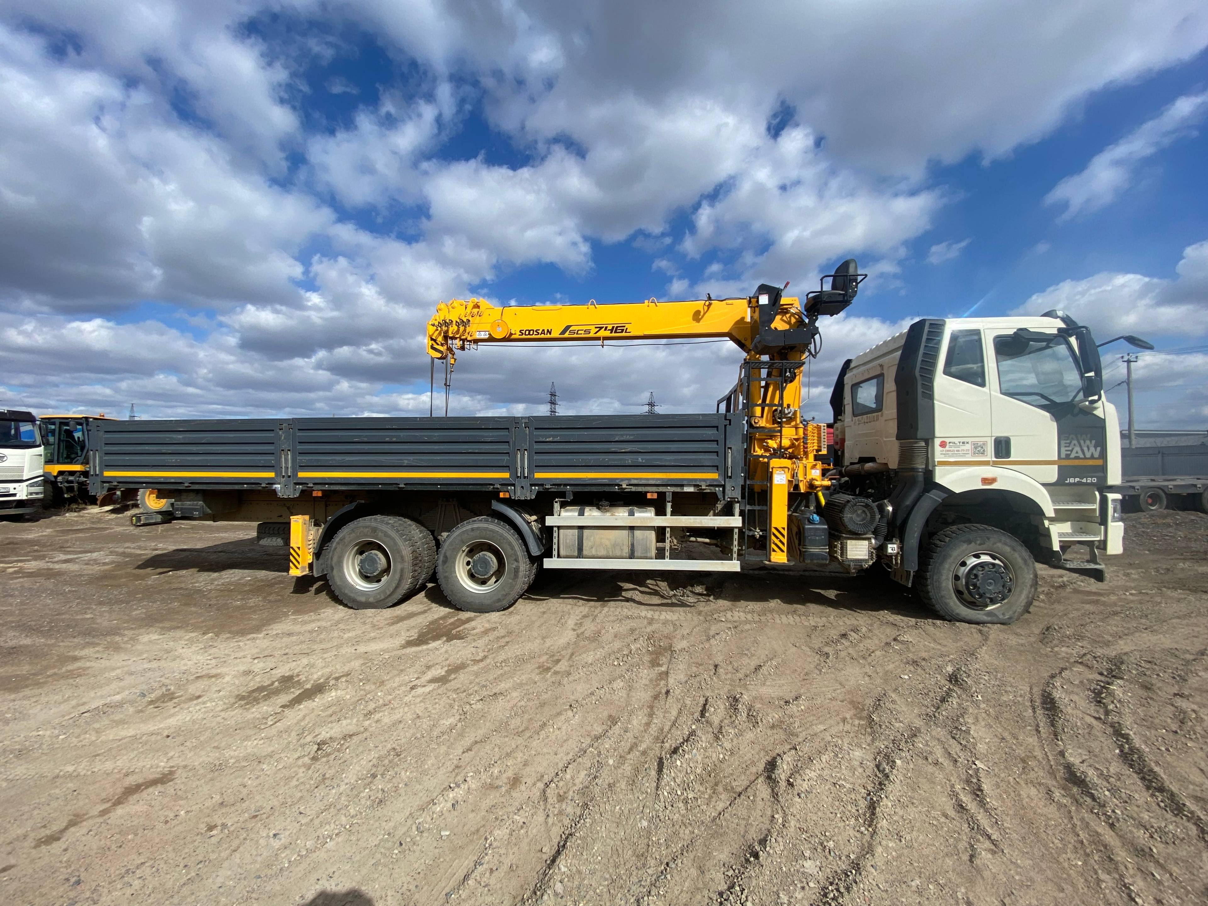 FAW CA3250P66K24L1TE5 6x6,  20 024 км, 2024 года в лизинг