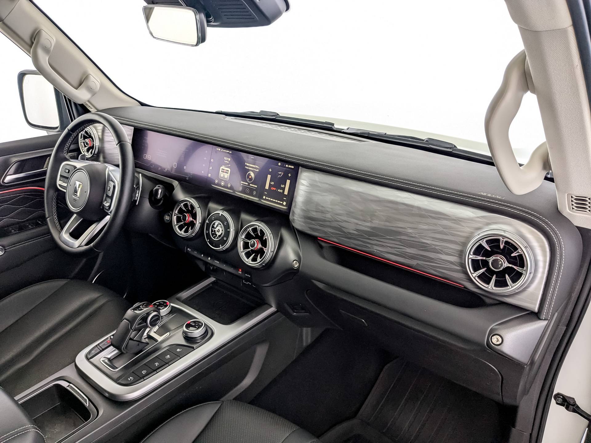 Tank 300 City Premium 2.0 8AT 4WD