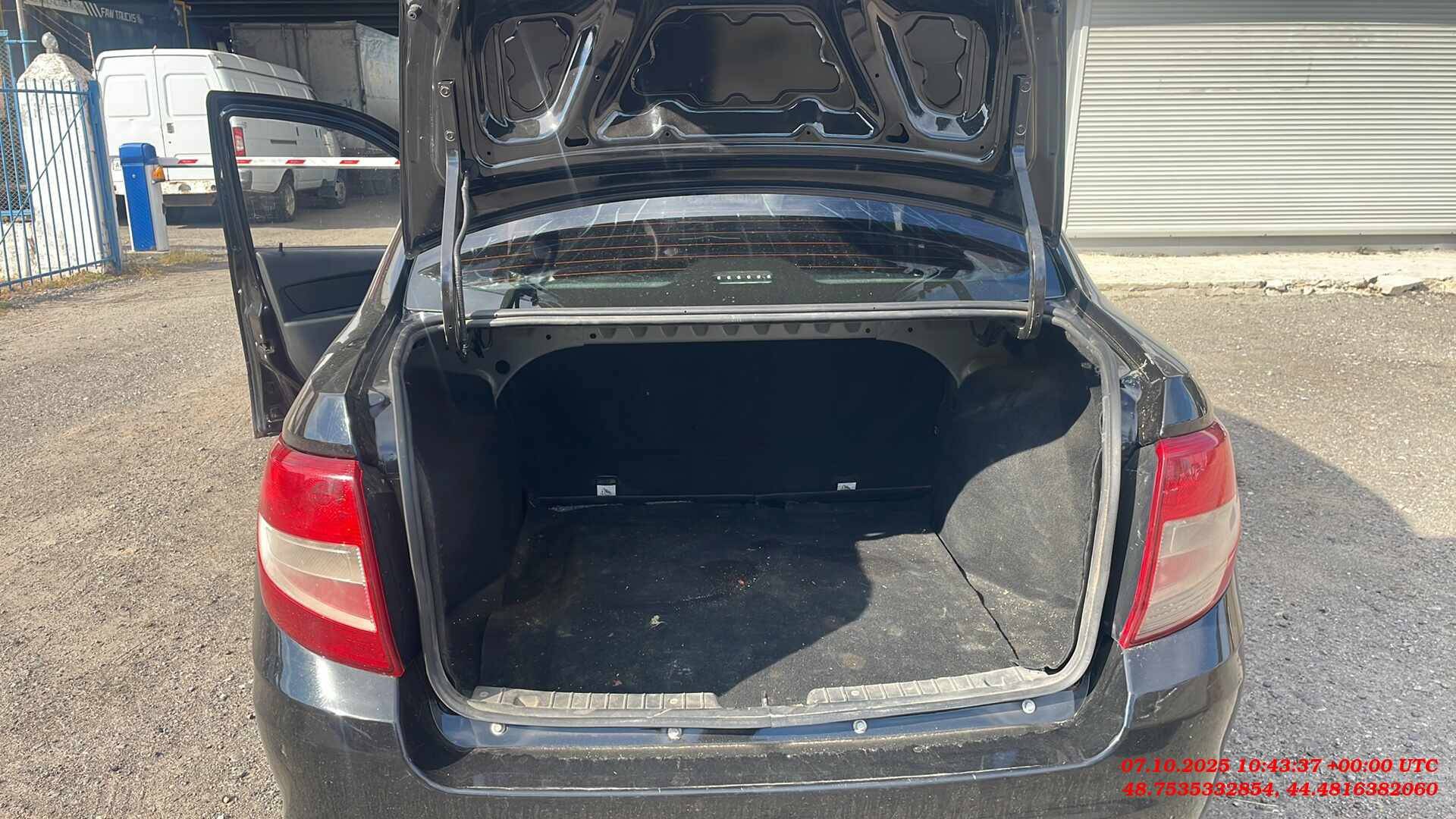 Lada Granta седан,  168 852 км, 2023 года в лизинг