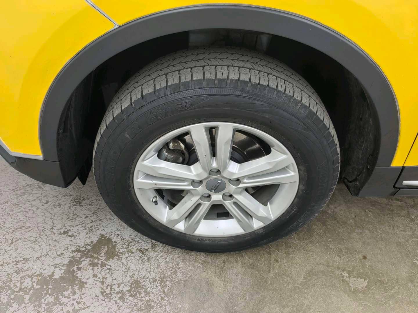 Geely Atlas Pro,  327 621 км, 2024 года в лизинг