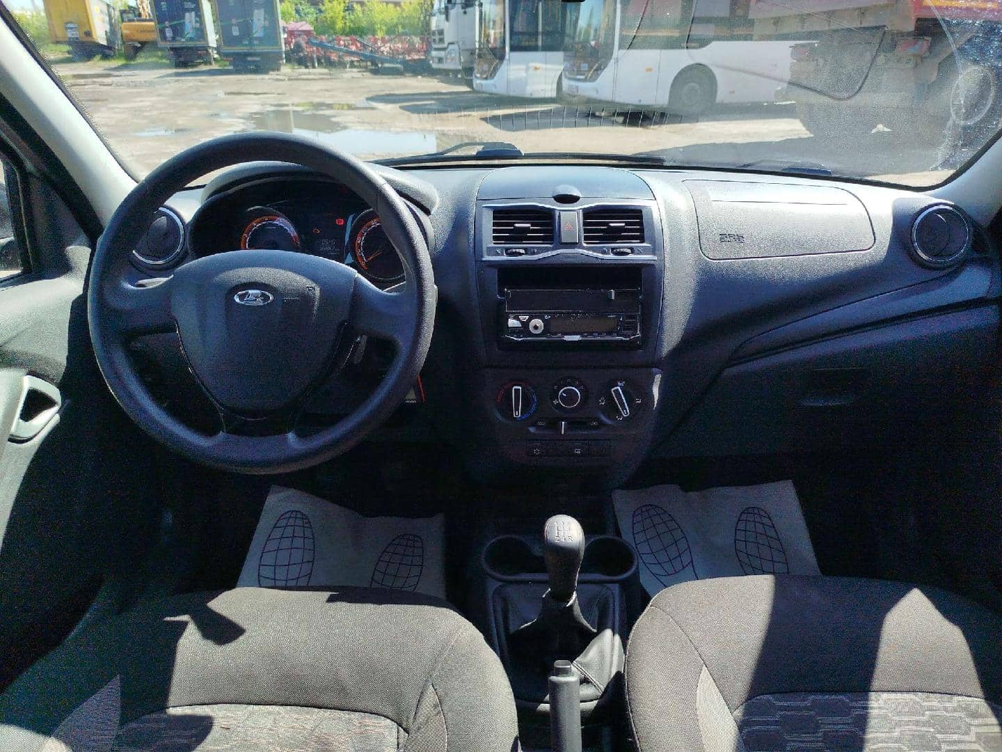 Lada Granta Кросс,  126 842 км, 2023 года в лизинг