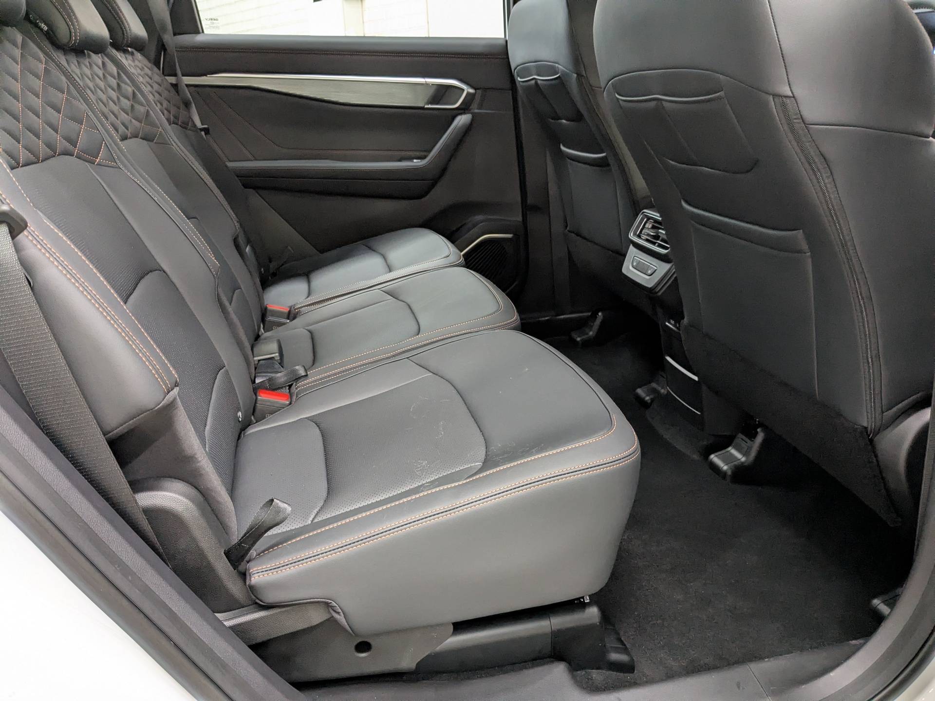 Geely Okavango Флагман 2.0Т АТ