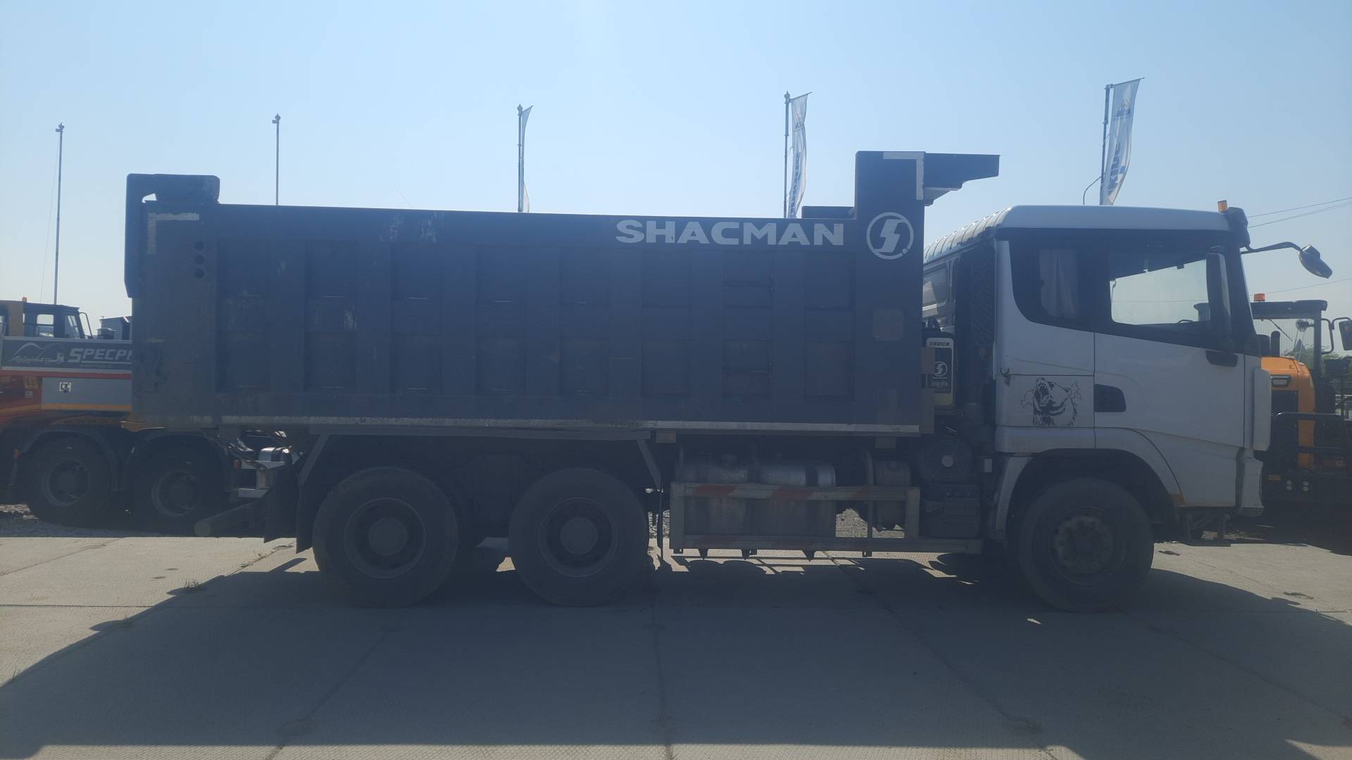 Shacman SX32586V384,  67 582 км, 2022 года