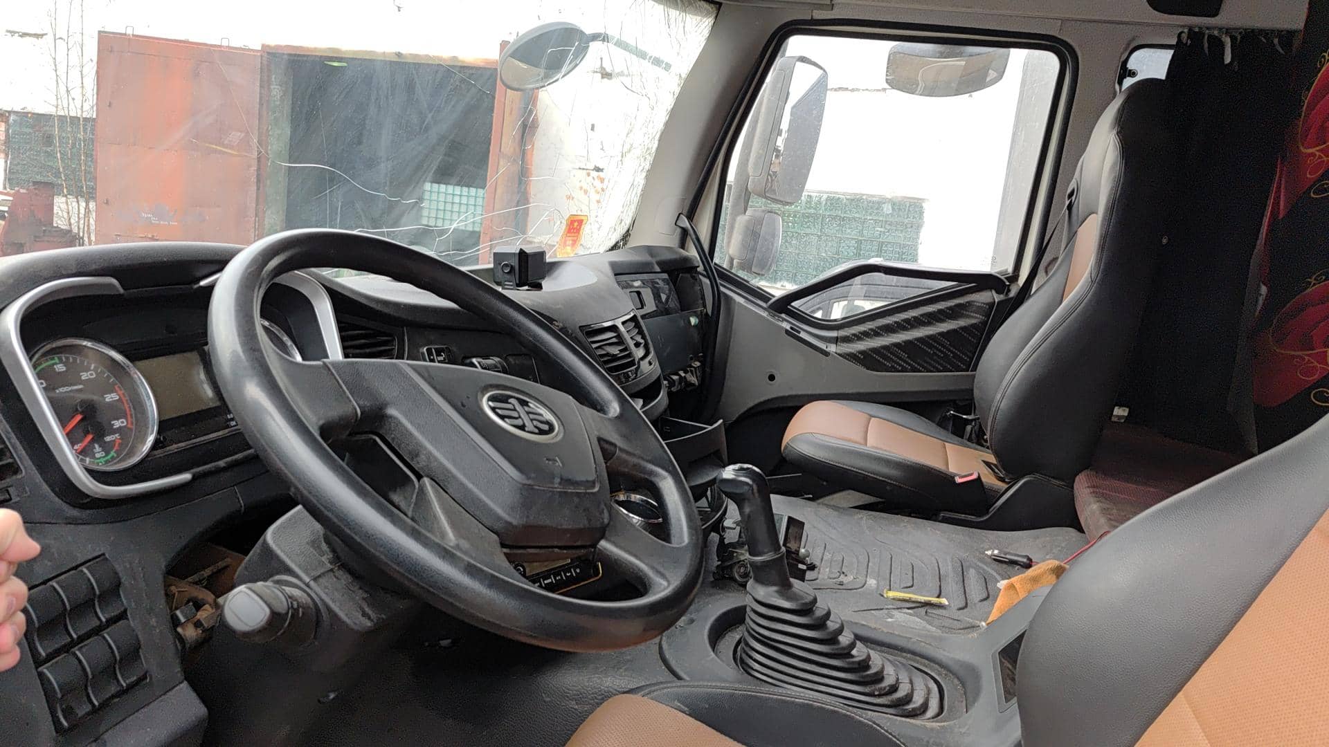 FAW CA3310P66K24T4E5 8х4,  116 651 км, 2022 года