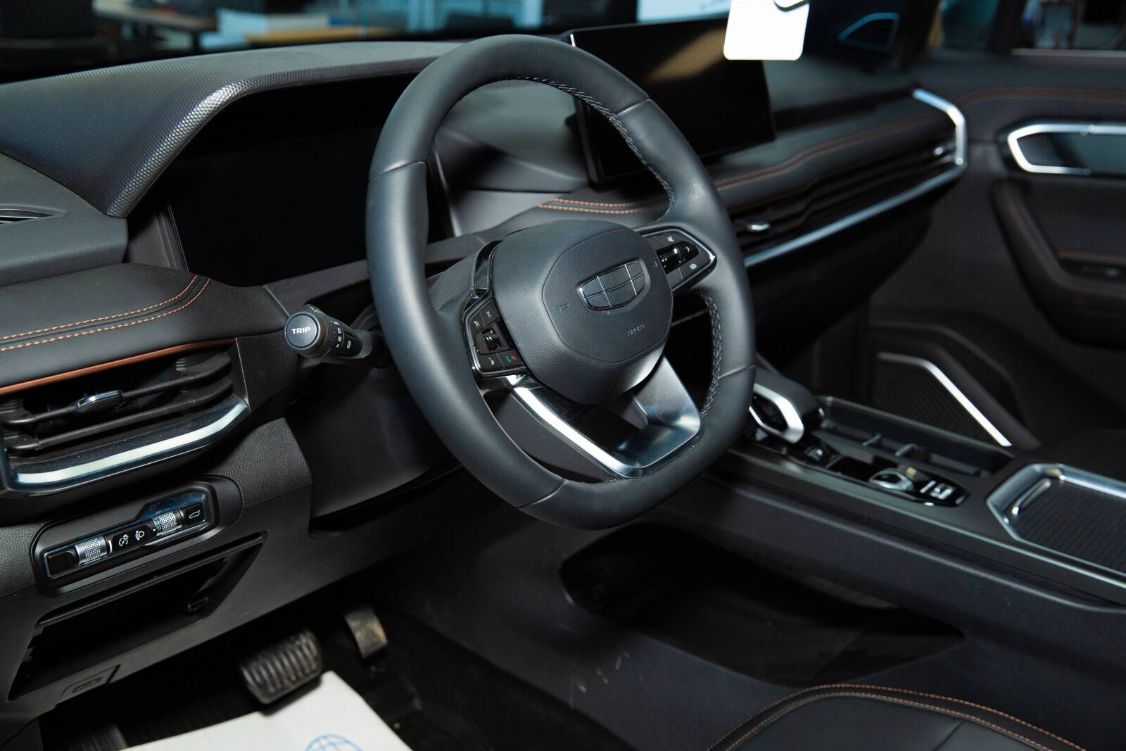 Geely Okavango Flagship 2.0T 7DCT 2WD