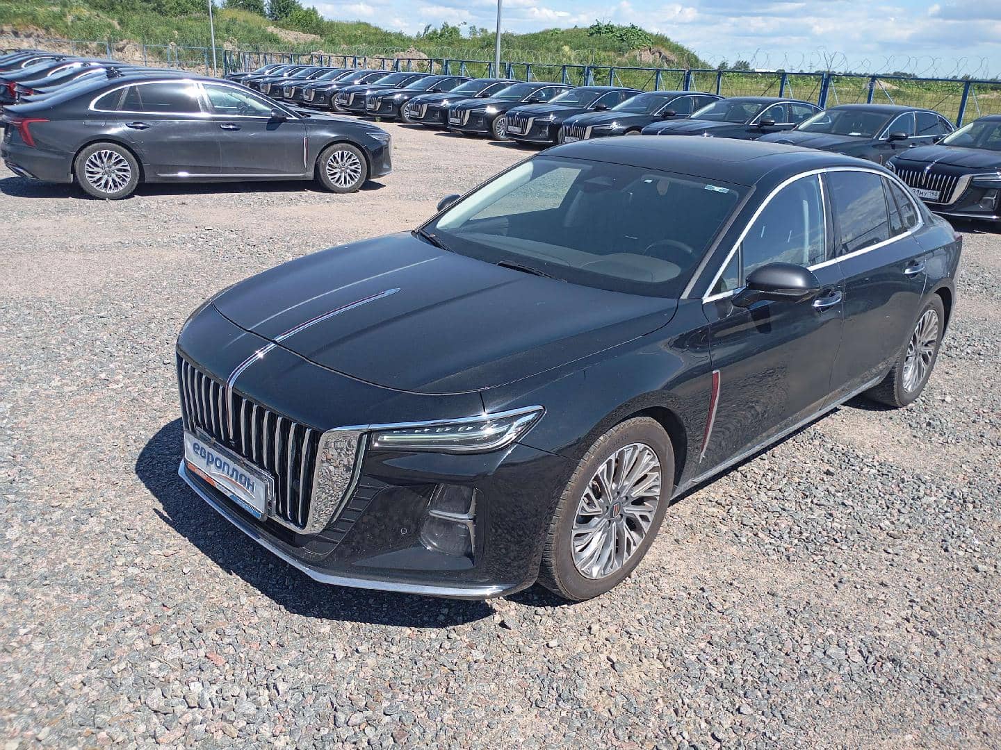 Hongqi H5
